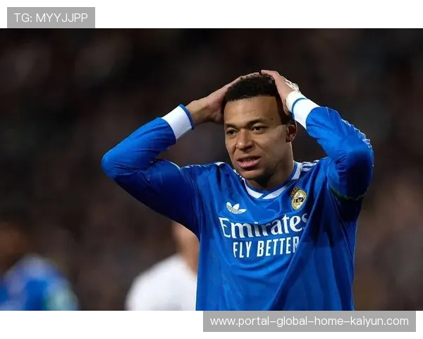 皇马客场2-0击败瓦伦西亚取七连胜 积分榜紧追巴萨争冠悬念持续 皇马客场2-0击败瓦伦西亚取七连胜 积分榜紧追巴萨争冠悬念持续